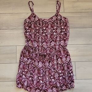 Aeropostale Red and Cream Romper Size XS